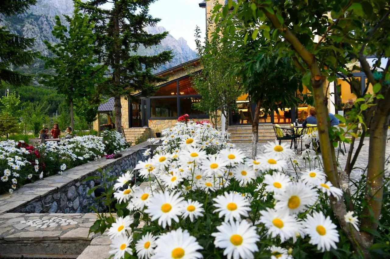 Breezy Hotel Valbone