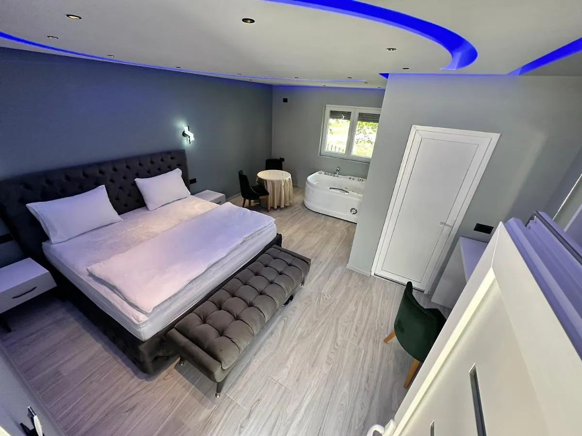 Breezy Hotel Valbone