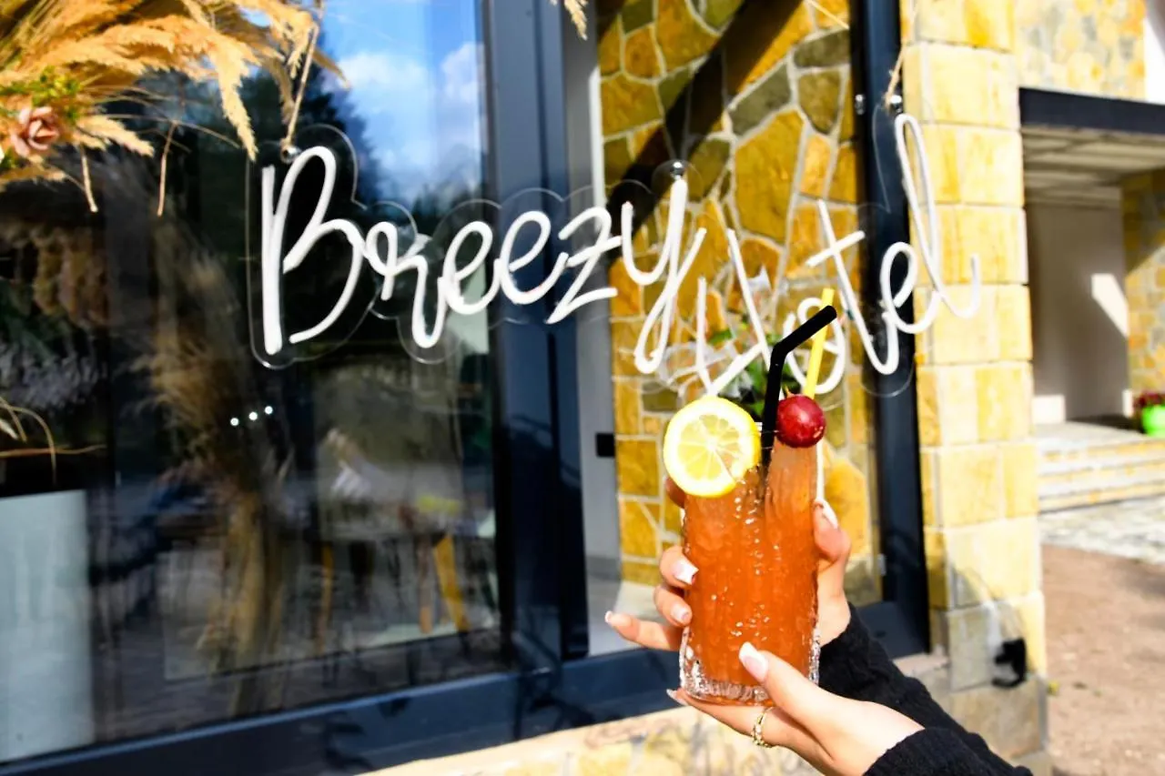 Breezy Hotel Valbone Albanien